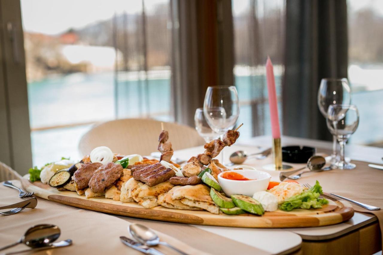 比哈奇欧泊酒店 Bihać 外观 照片